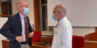 Ospedale Santa Croce Cuneo: il direttore di presidio Alessandro Garibaldi con il chirurgo Giulio Melloni
