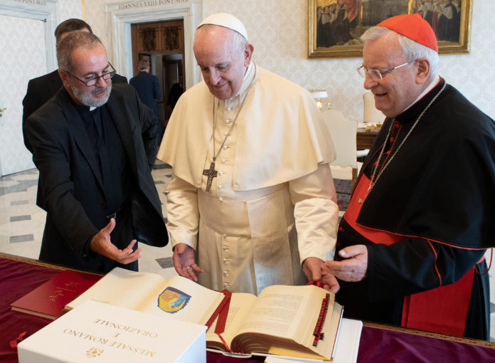 Nuovo Messale Cei Consegnato al Papa