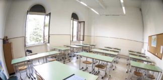 Roma, 29 aprile 2020. Una scuola paritaria gestita da religiosi al tempo del Covid-19 Corona Virus ( Coronavirus ) senza la presenza dei bambini - alunni