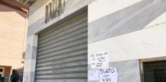 Rapina a Grinzane Cavour, "I colpi esplosi all'esterno della gioielleria"
