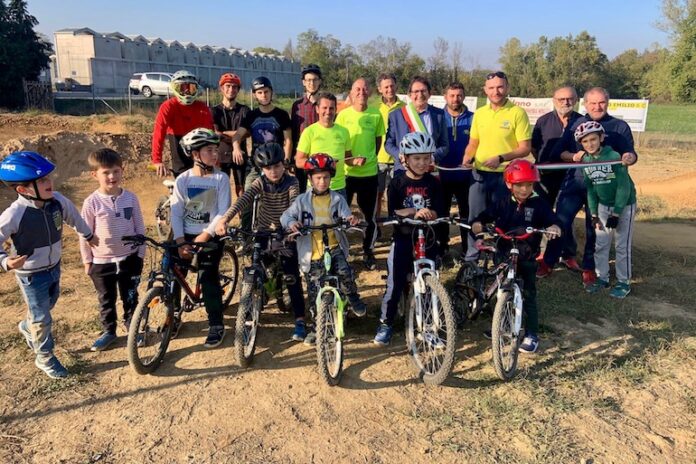 Taglio del nastro per la pista di puma track