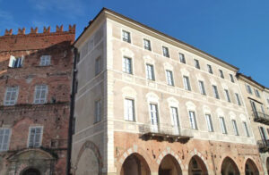 Mondovì Palazzo Fauzone Museo della ceramica
