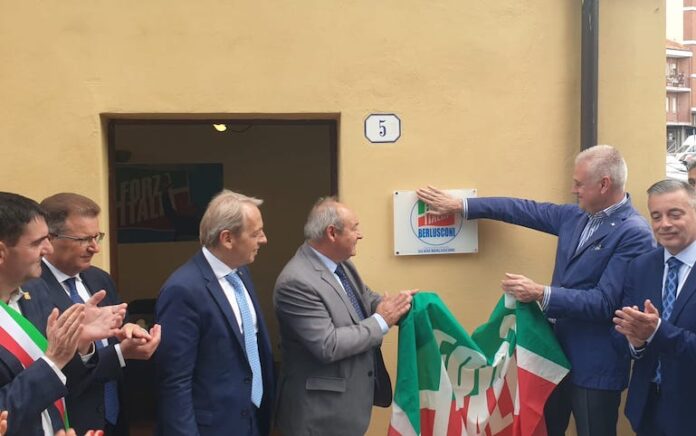 Forza Italia sede Fossano Forza Italia sede Fossano