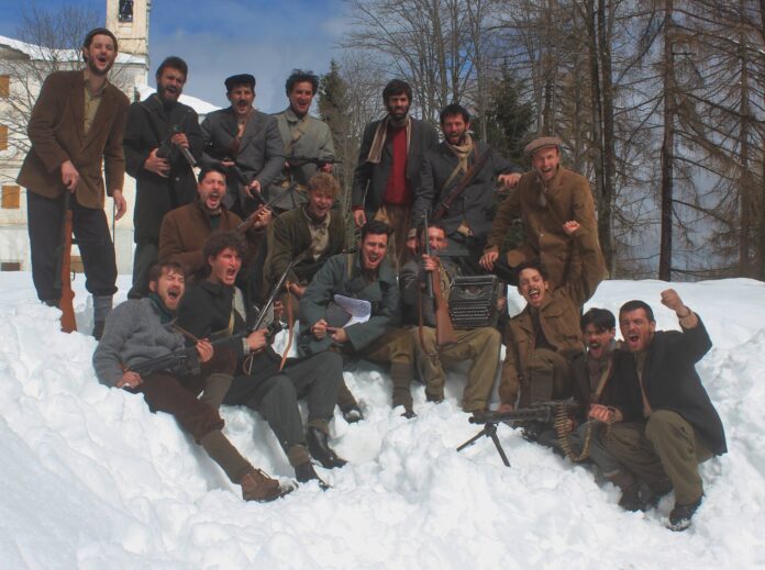 Cast Neve Rosso Sangue A Colori