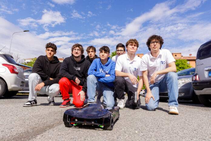 Vallauri - Gli studenti del Saetta Racing Team a Misano Adriatico
