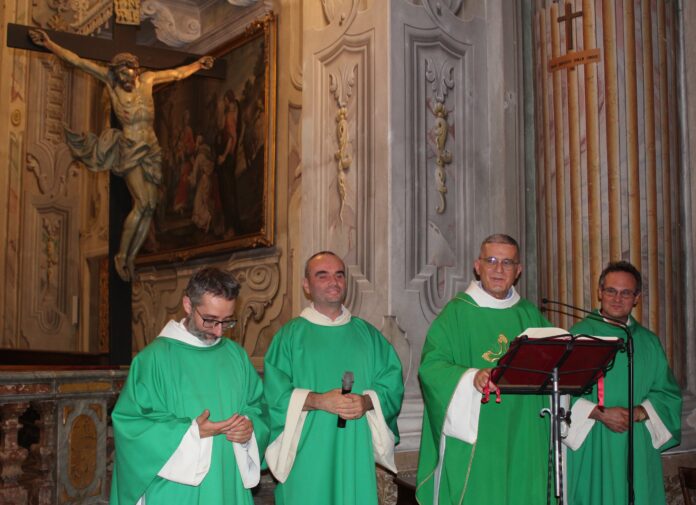 Bodino Don Ezio Saluto02 Bodino Don Ezio Saluto02