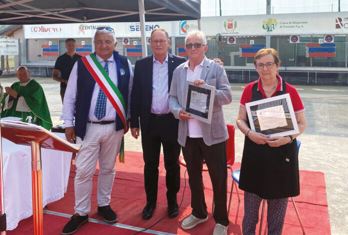 Bocciofila Centallese - La premiazione di Franco e Franca Racca