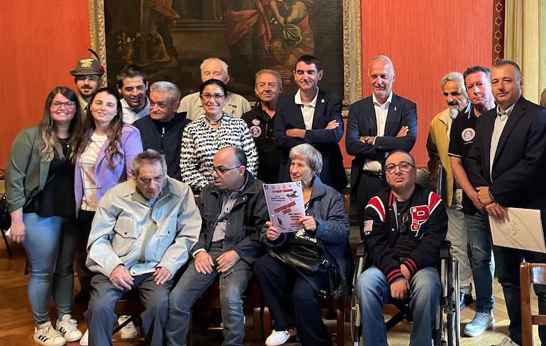 Una delegazione dell'Istituto Monsignor Signori alla presentazione del Motor Mons in Sala Rossa