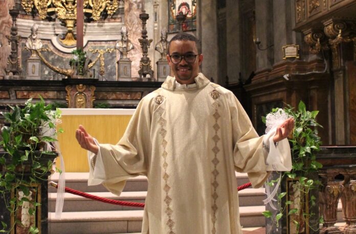 fra Antonilton De Pina Gomes