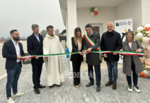 Biribimbi, un nuovo micronido a Fossano Il taglio del nastro del micronido Biribimbi