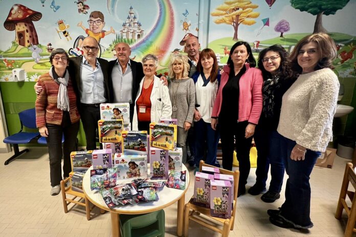 Donazione Lego Pediatria 1 2
