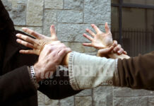 Giornata contro la violenza sulle donne: 200 chiamate l’anno per Mai+Sole Donne violenza