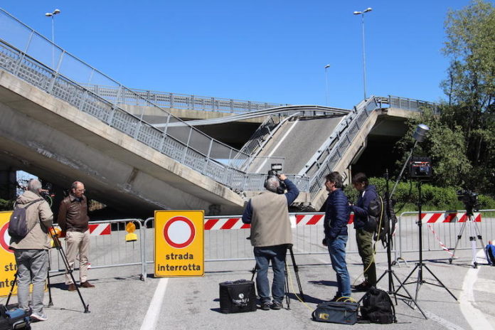 Avviso-del-Comune-di-Fossano-Non-violate-i-sigilli-al-ponte-crollato.jpg