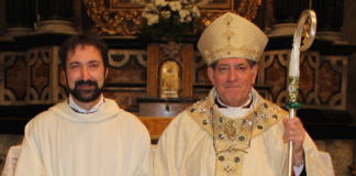 Luca Gazzoni (e il vescovo Cavallotto) in occasione della professione monastica, aprile 2015